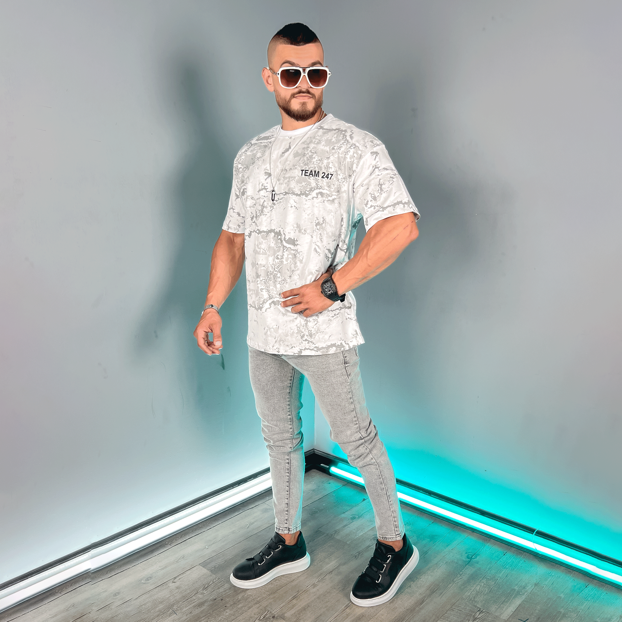 الزي الكامل