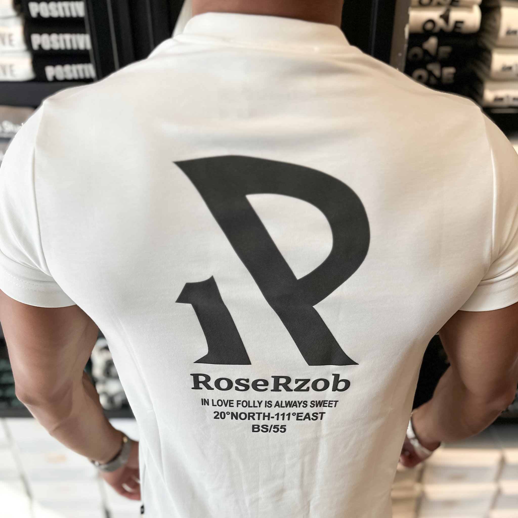 T-Shirt