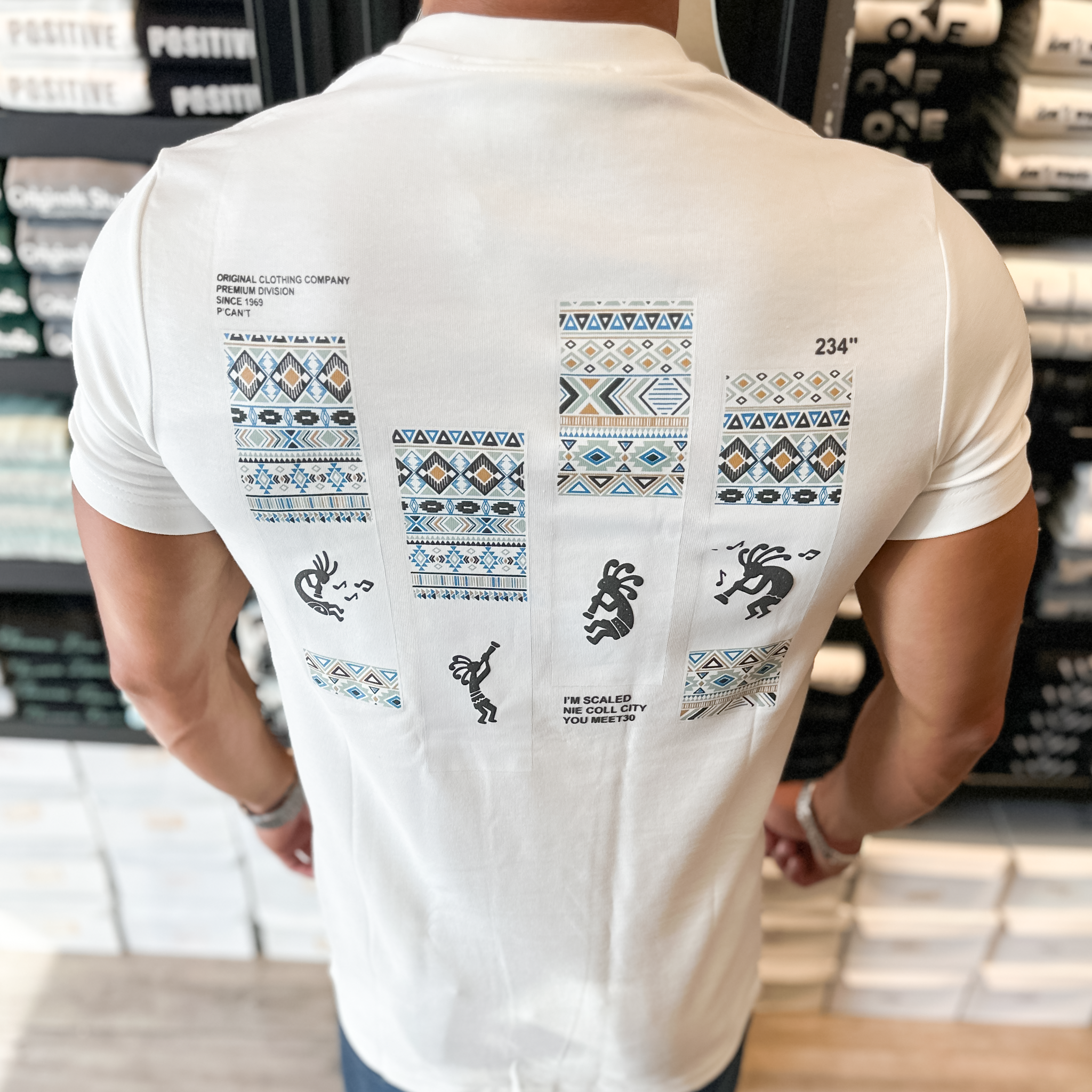 T-Shirt