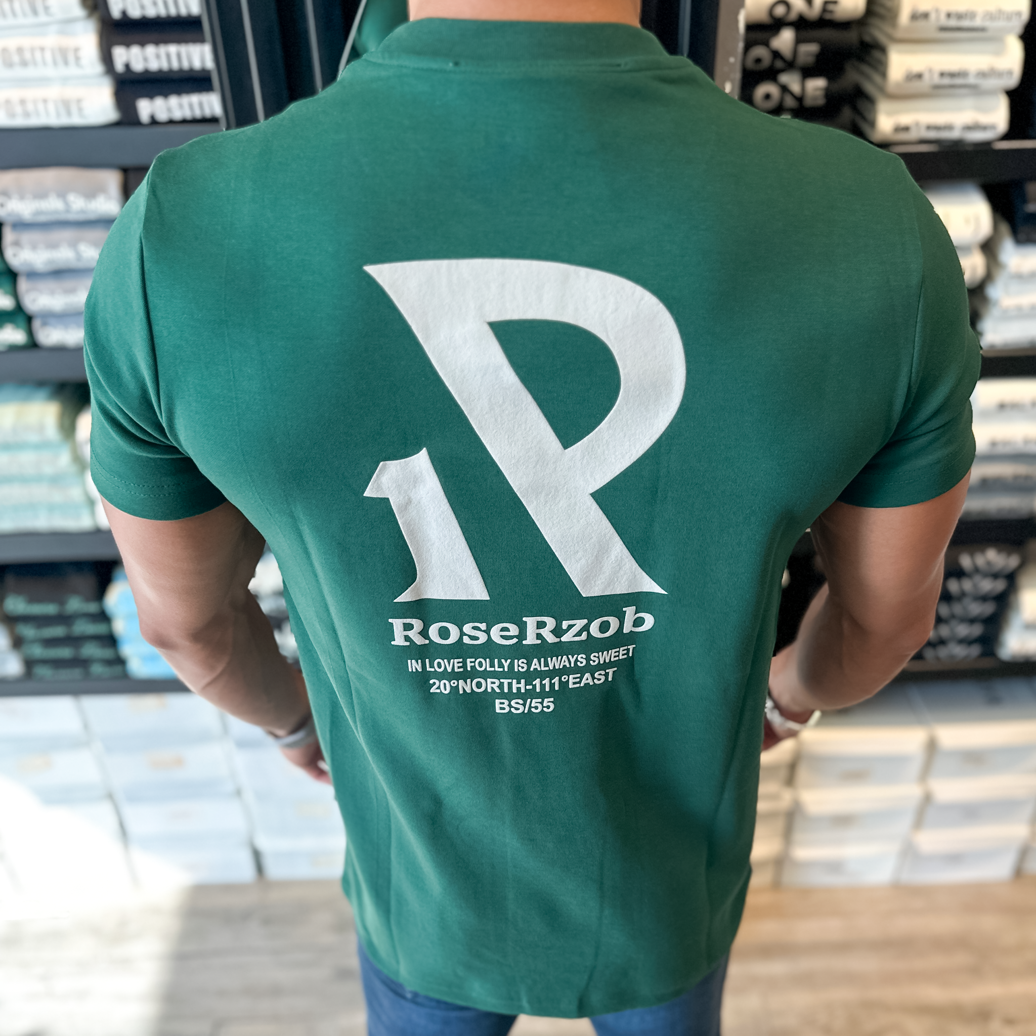 T-Shirt