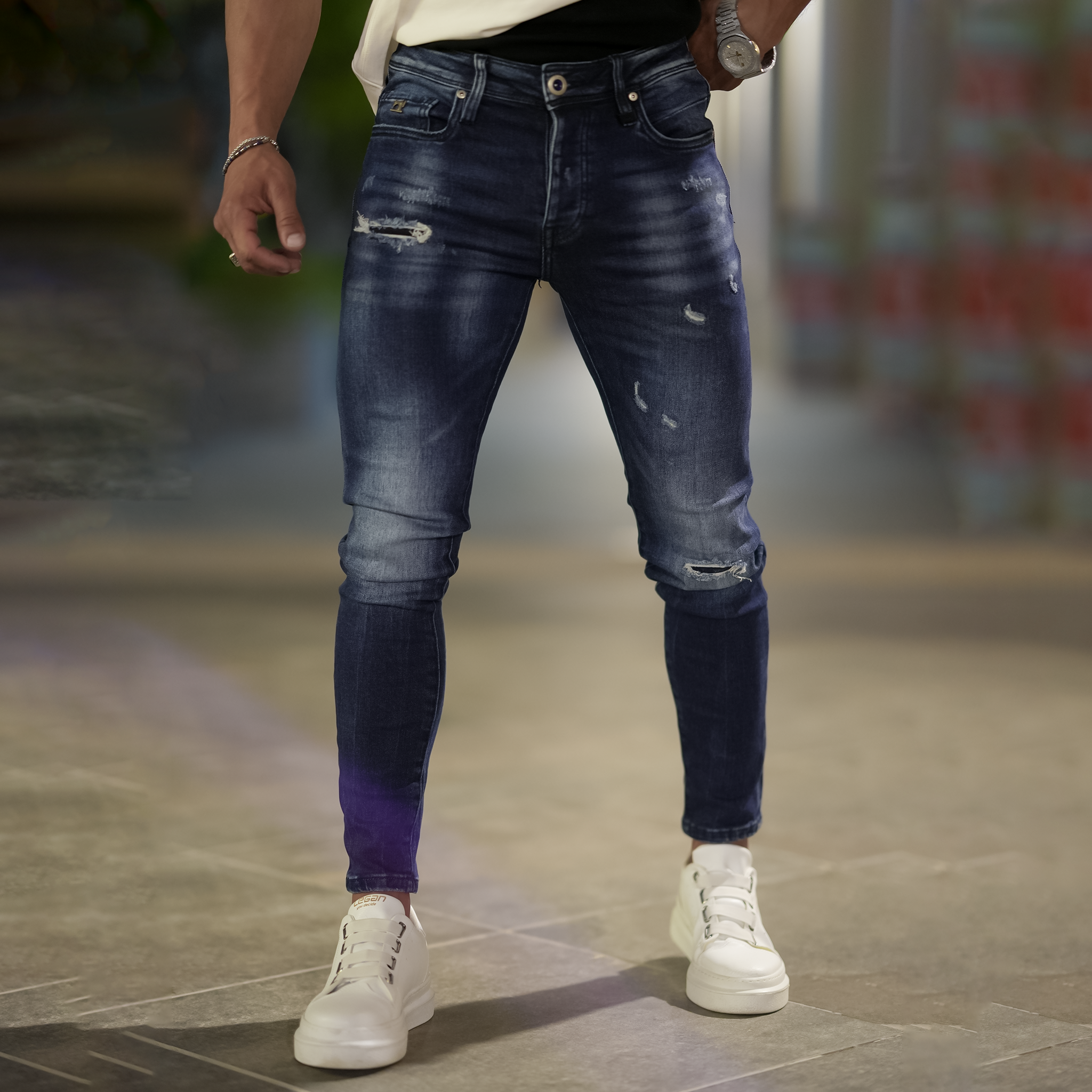 Distressed Jeans