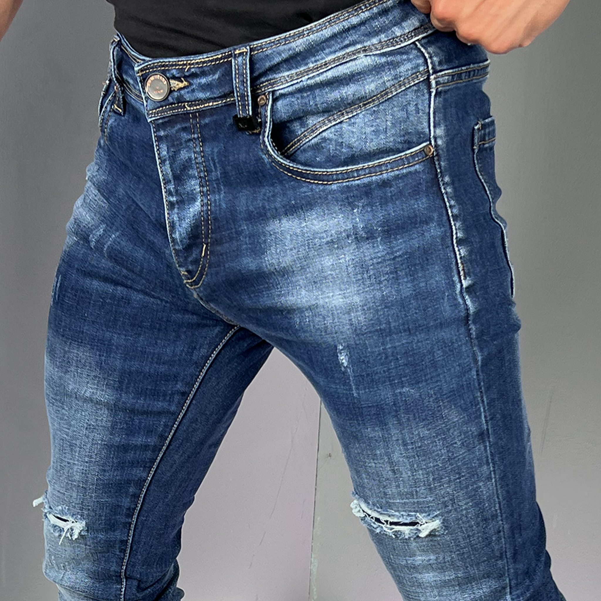 Distressed Jeans