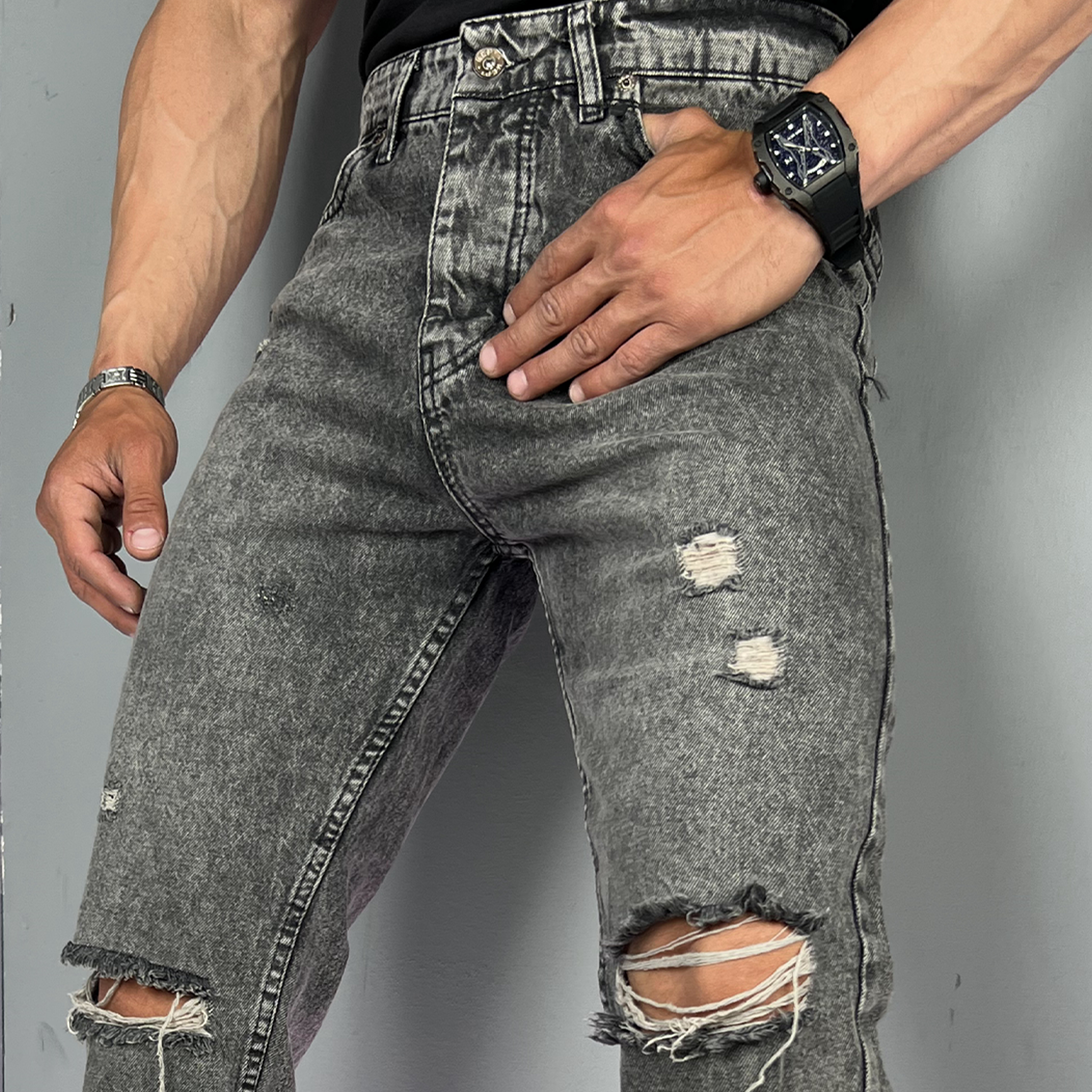 Distressed Jeans