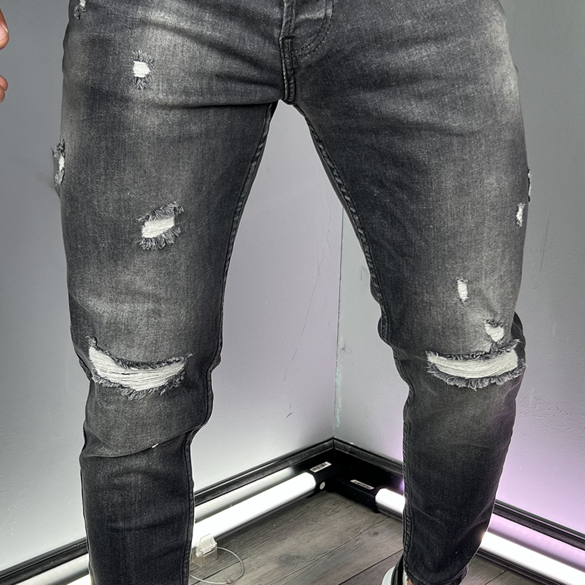 Distressed Jeans