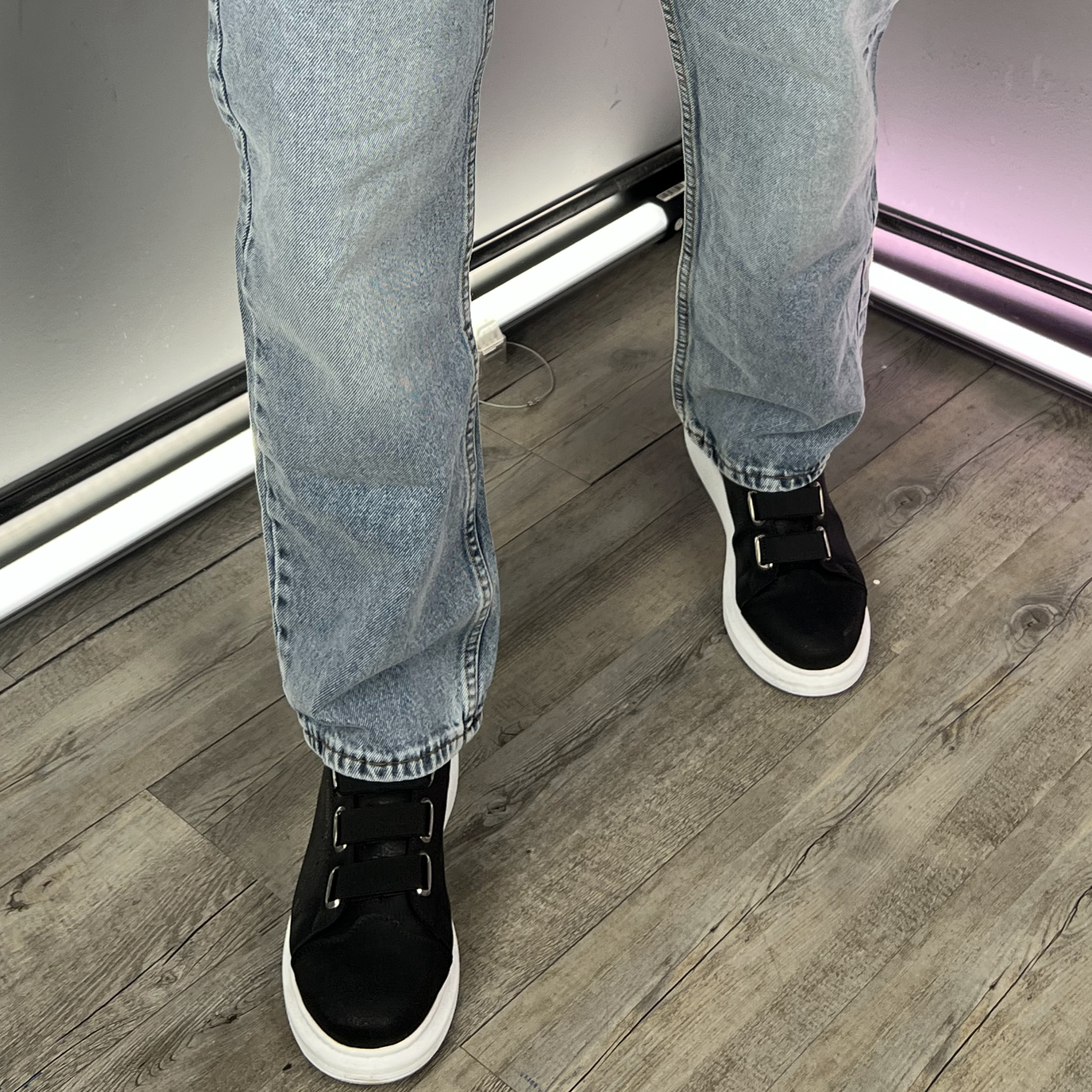 Wide Leg Jeans