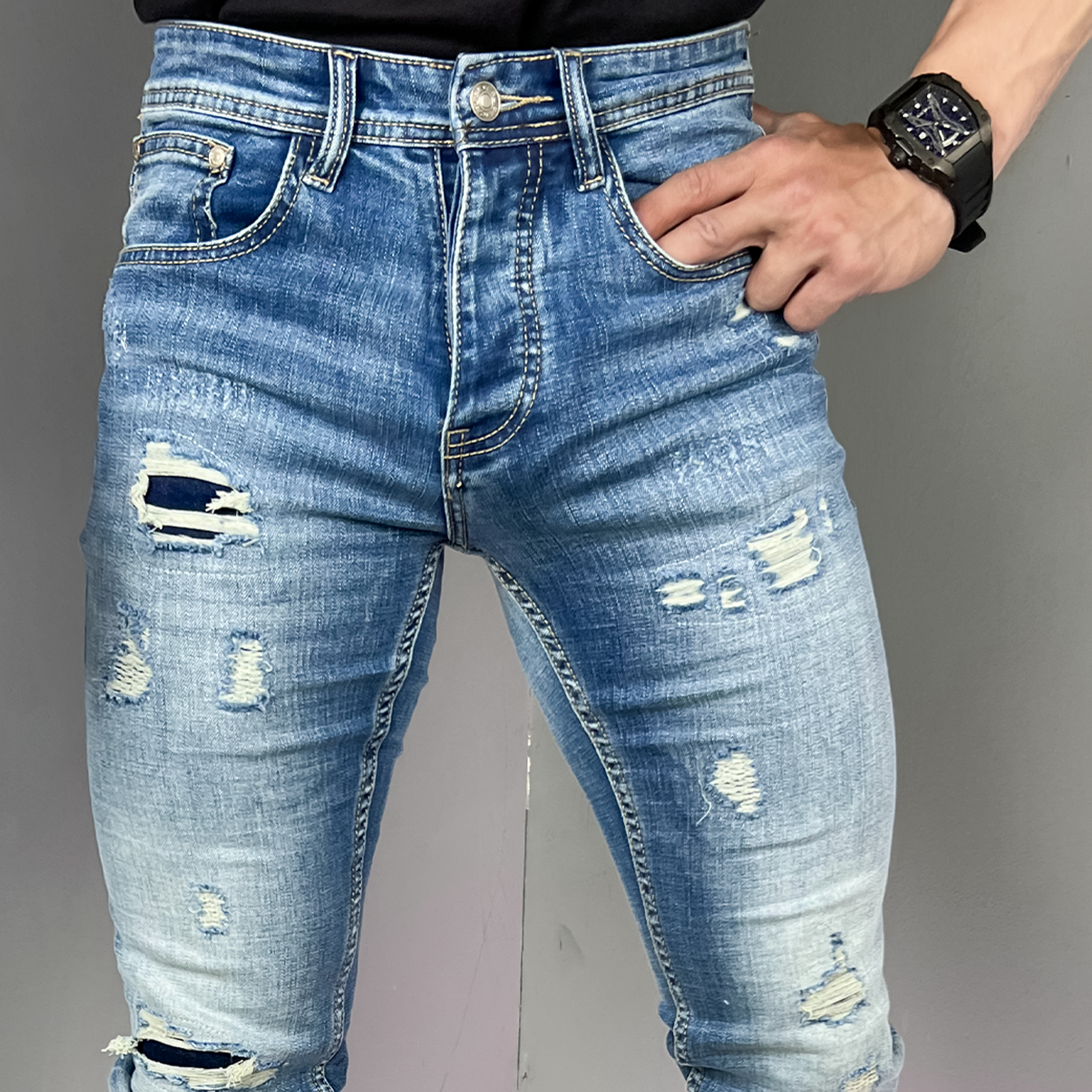 Distressed Jeans