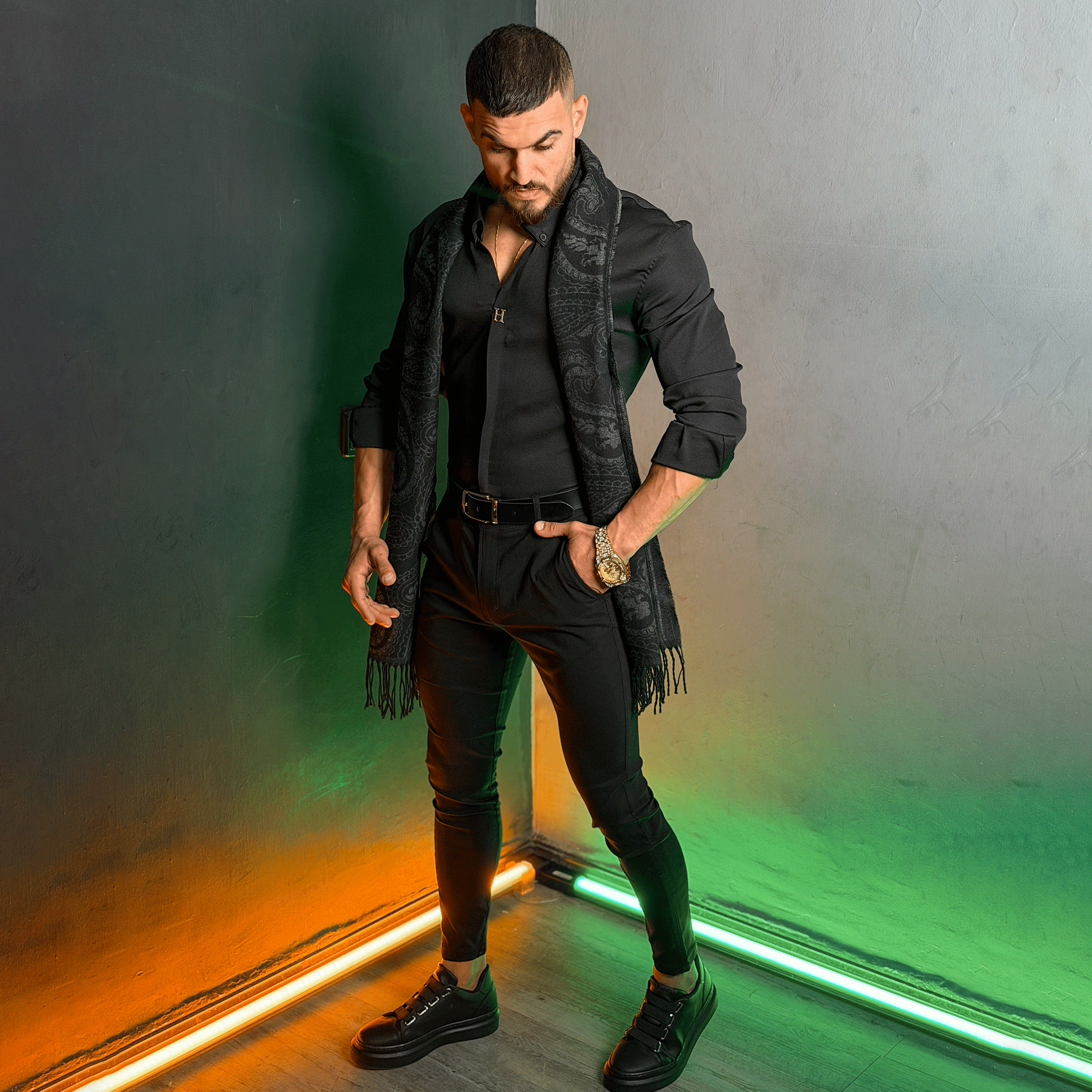 الزي الكامل