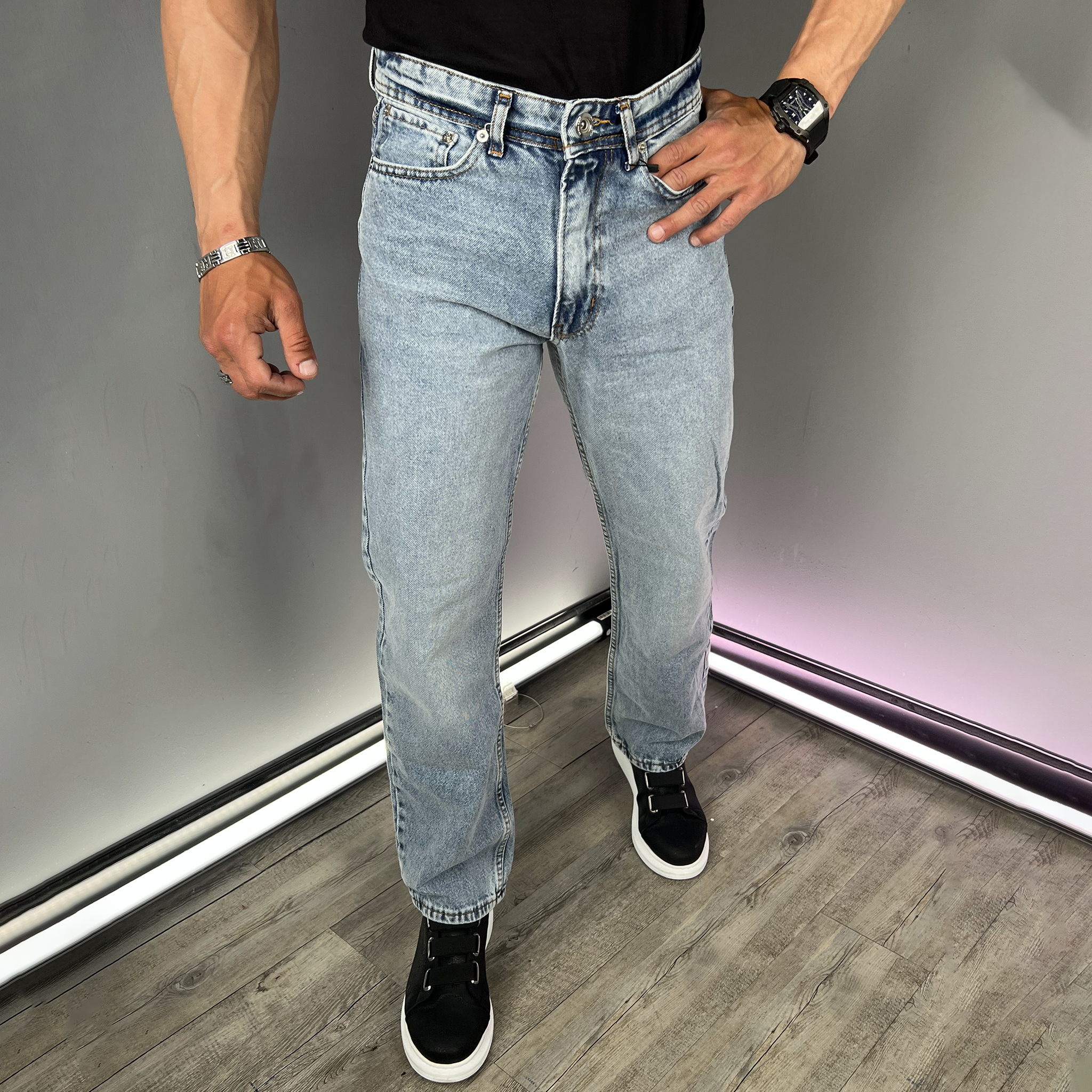 Wide Leg Jeans