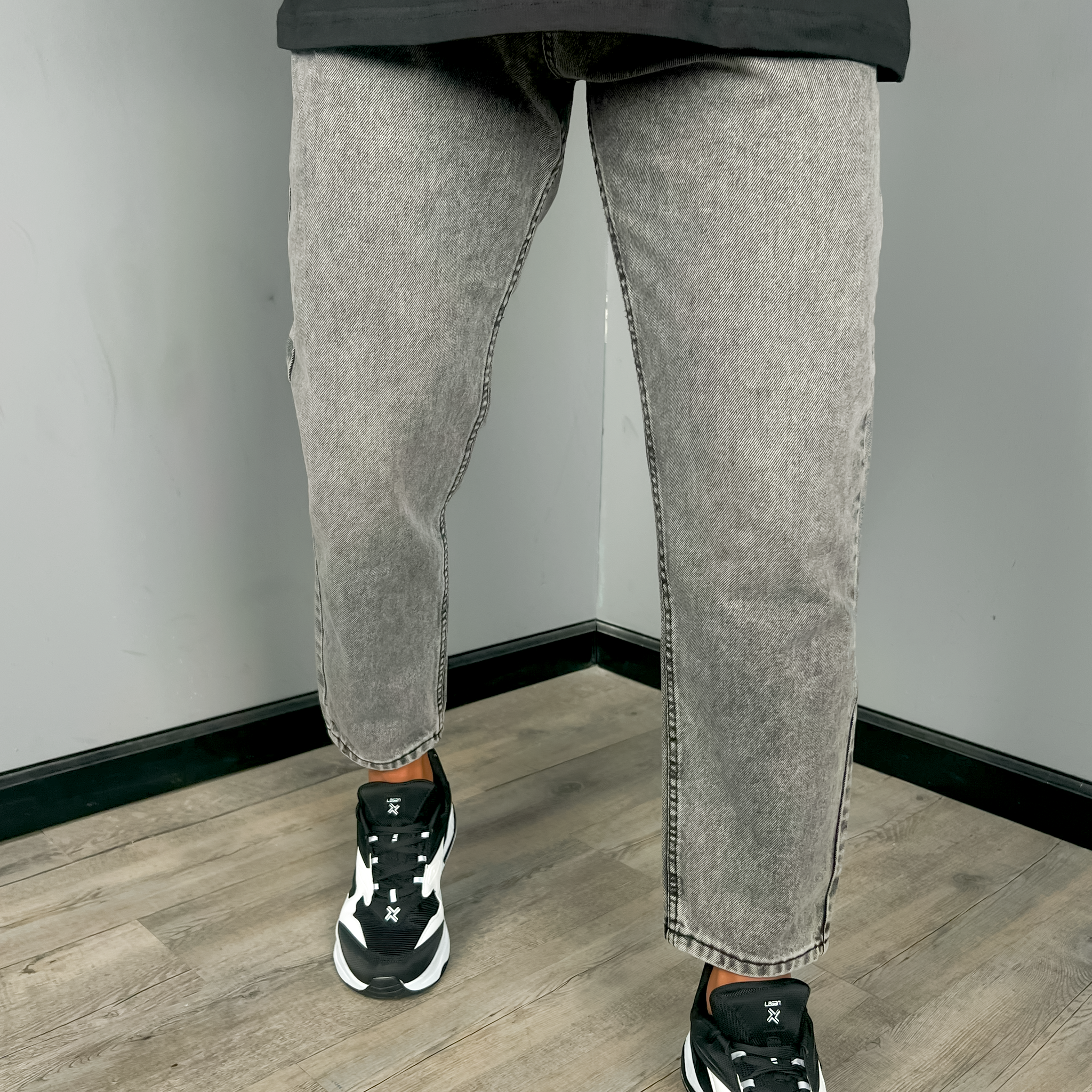 Wide Leg Jeans