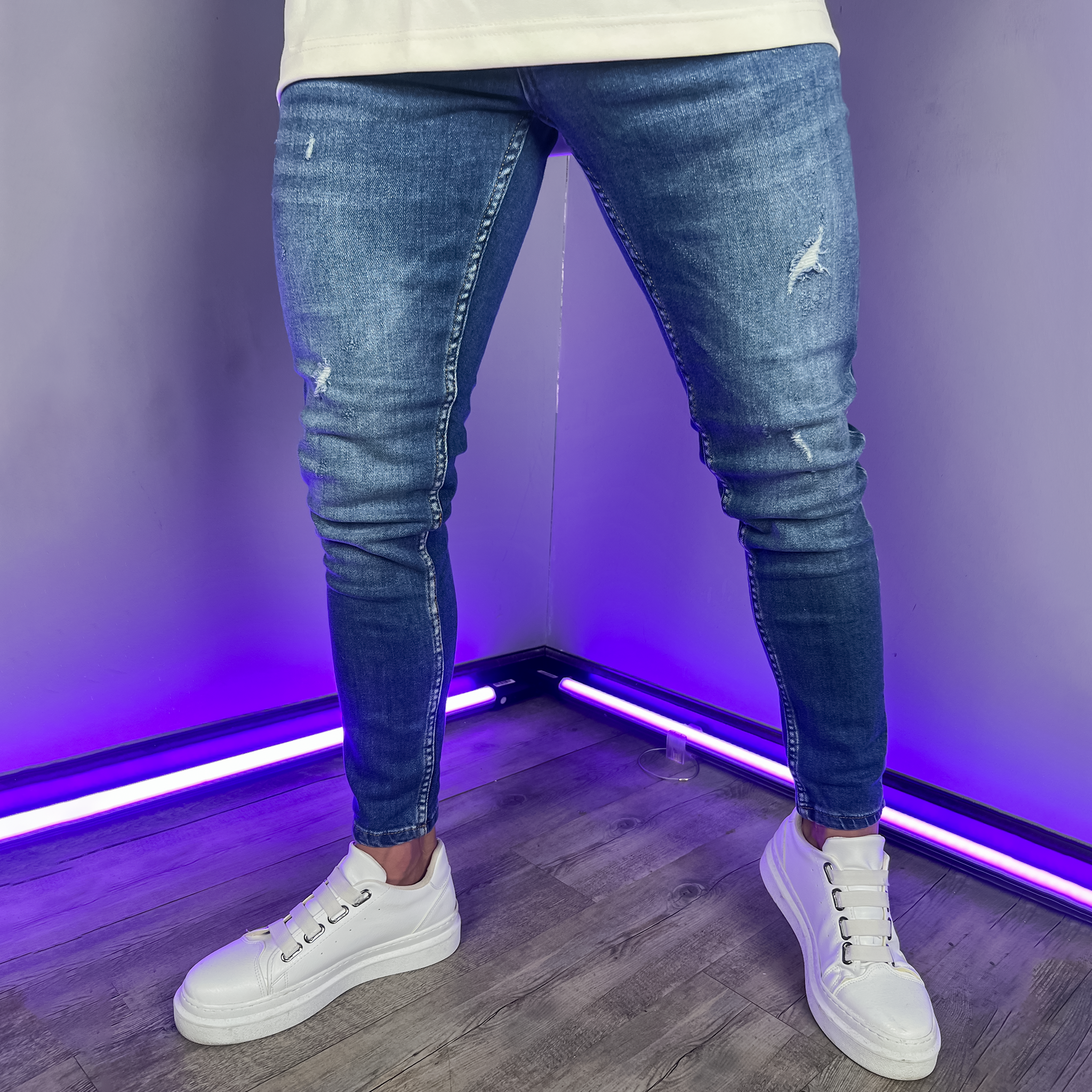 Distressed Jeans