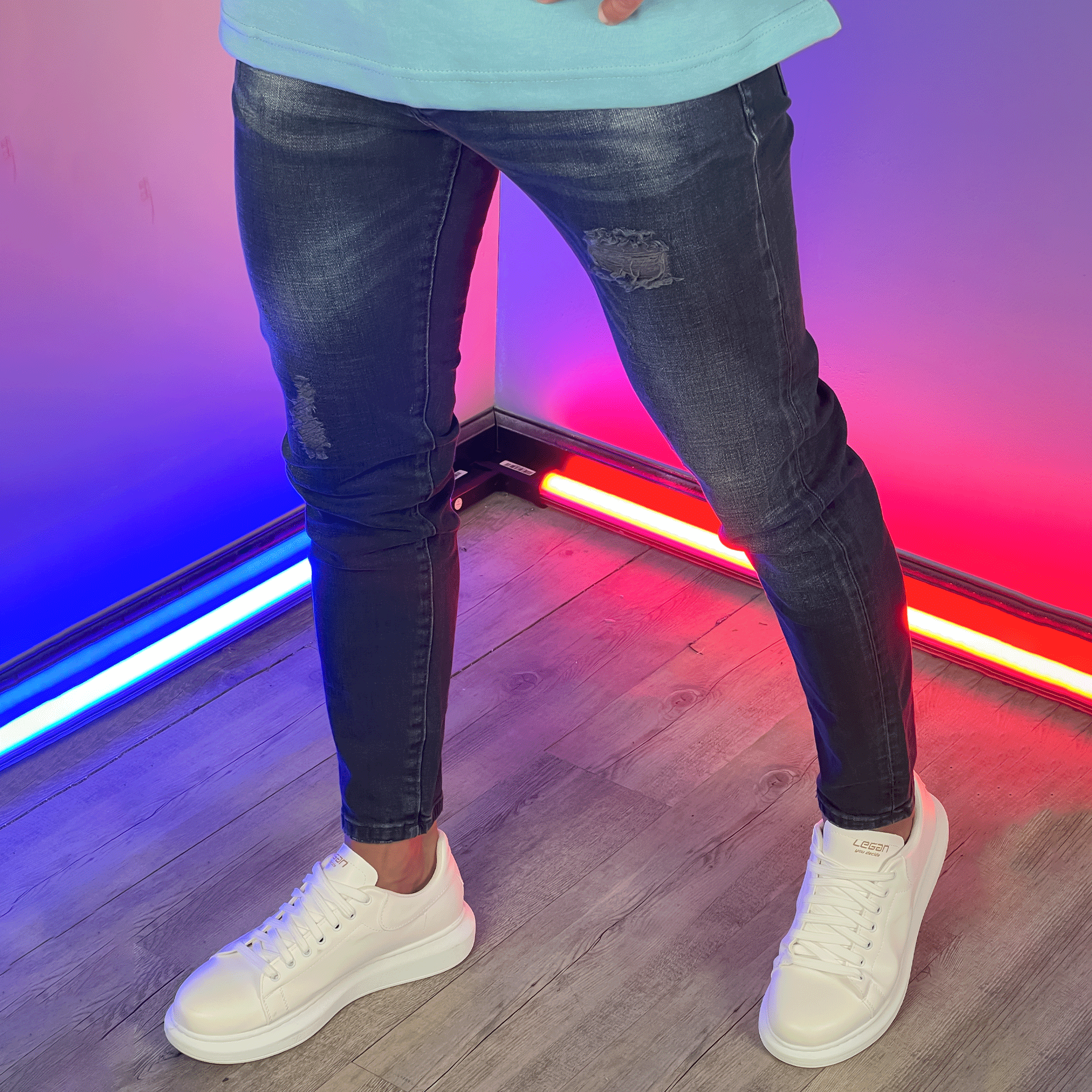 Distressed Jeans
