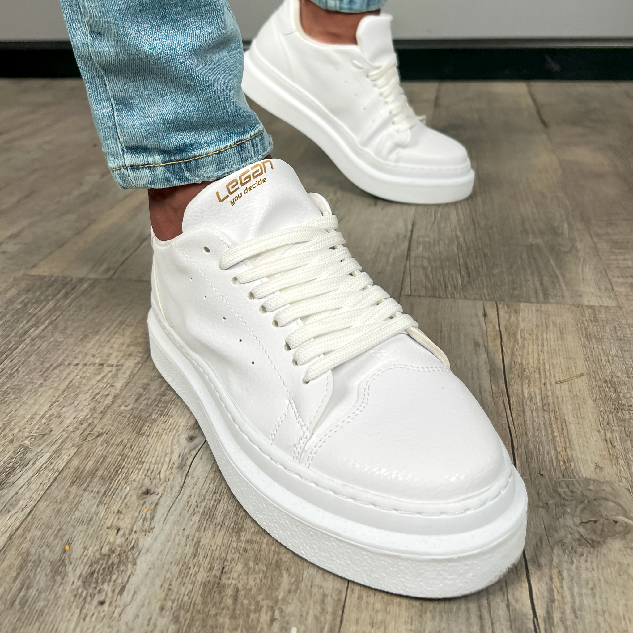 Sport Shoes