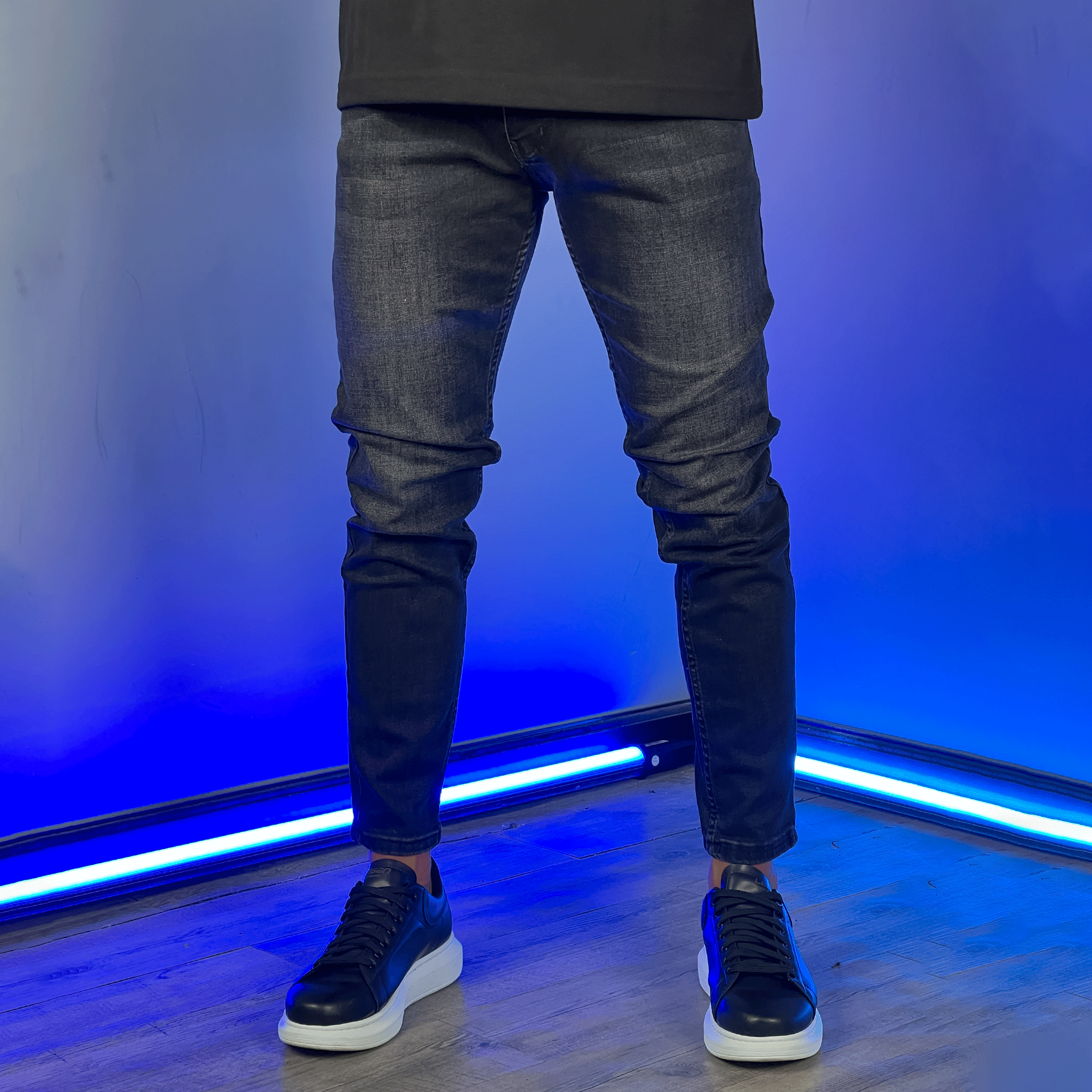 Distressed Jeans