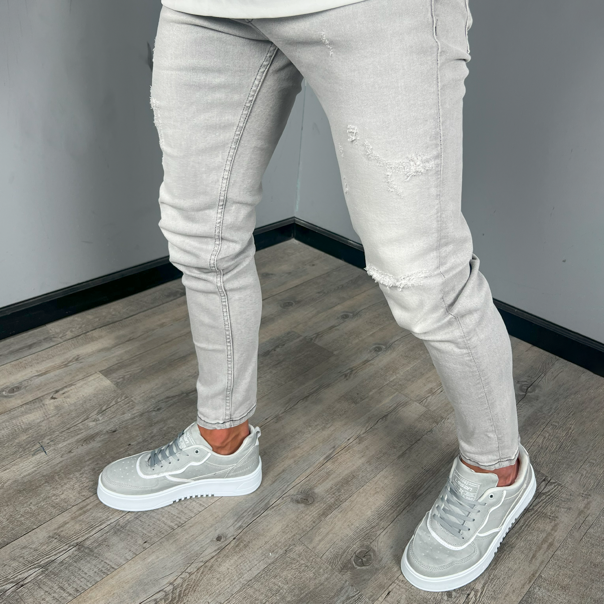 Distressed Jeans