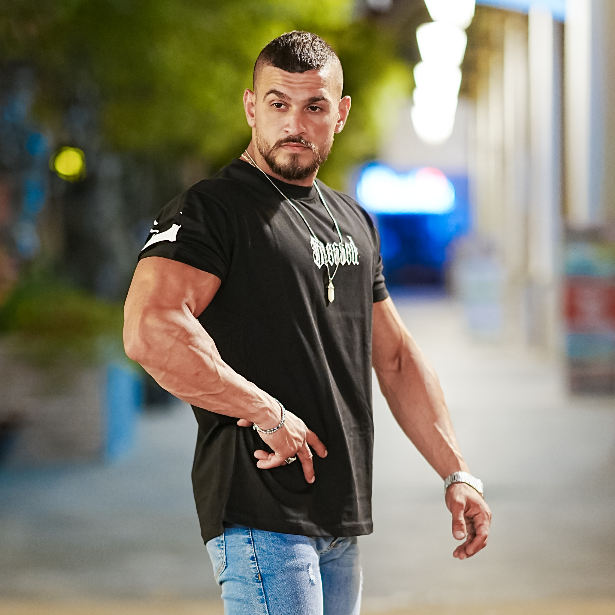 الزي الكامل
