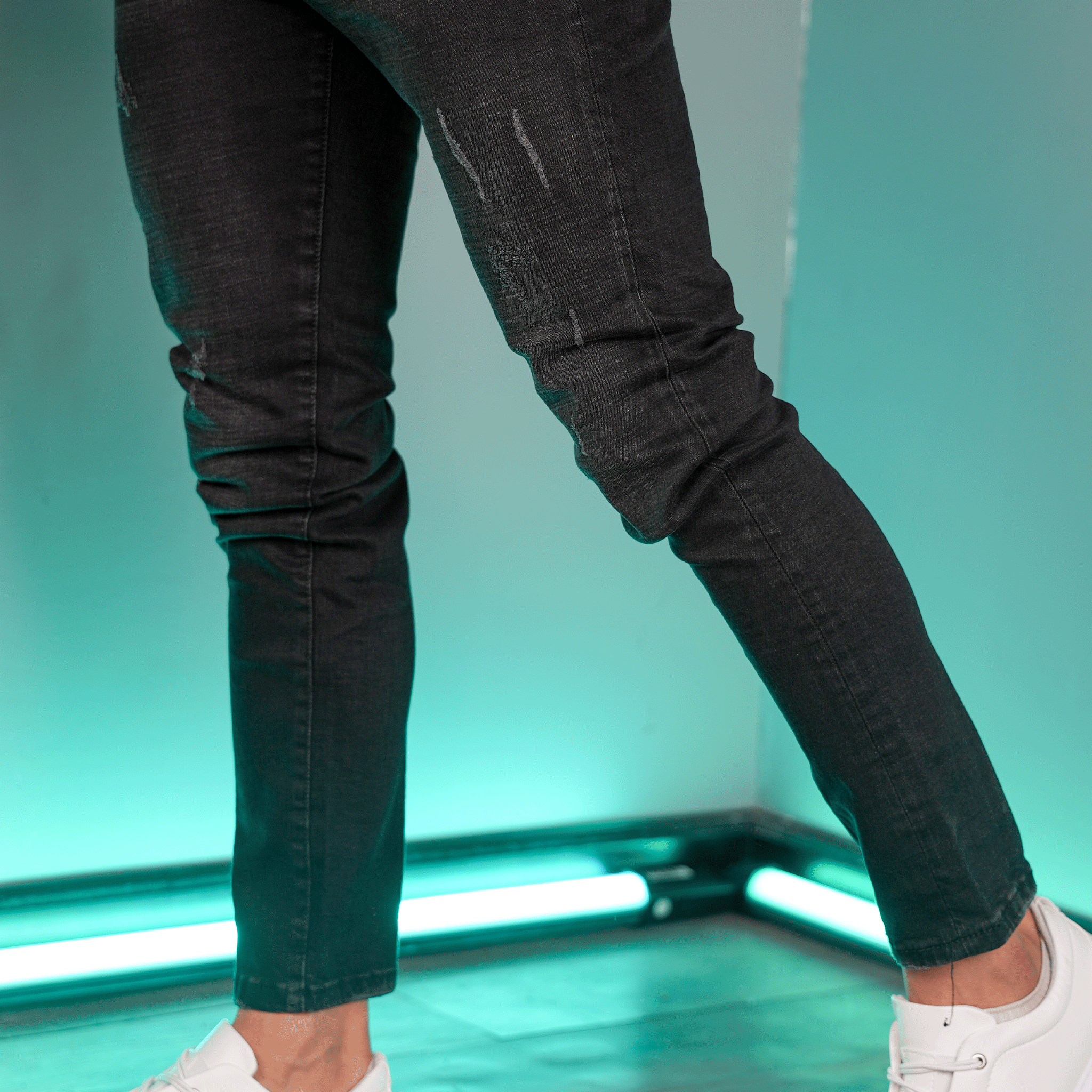 Distressed Jeans #D021