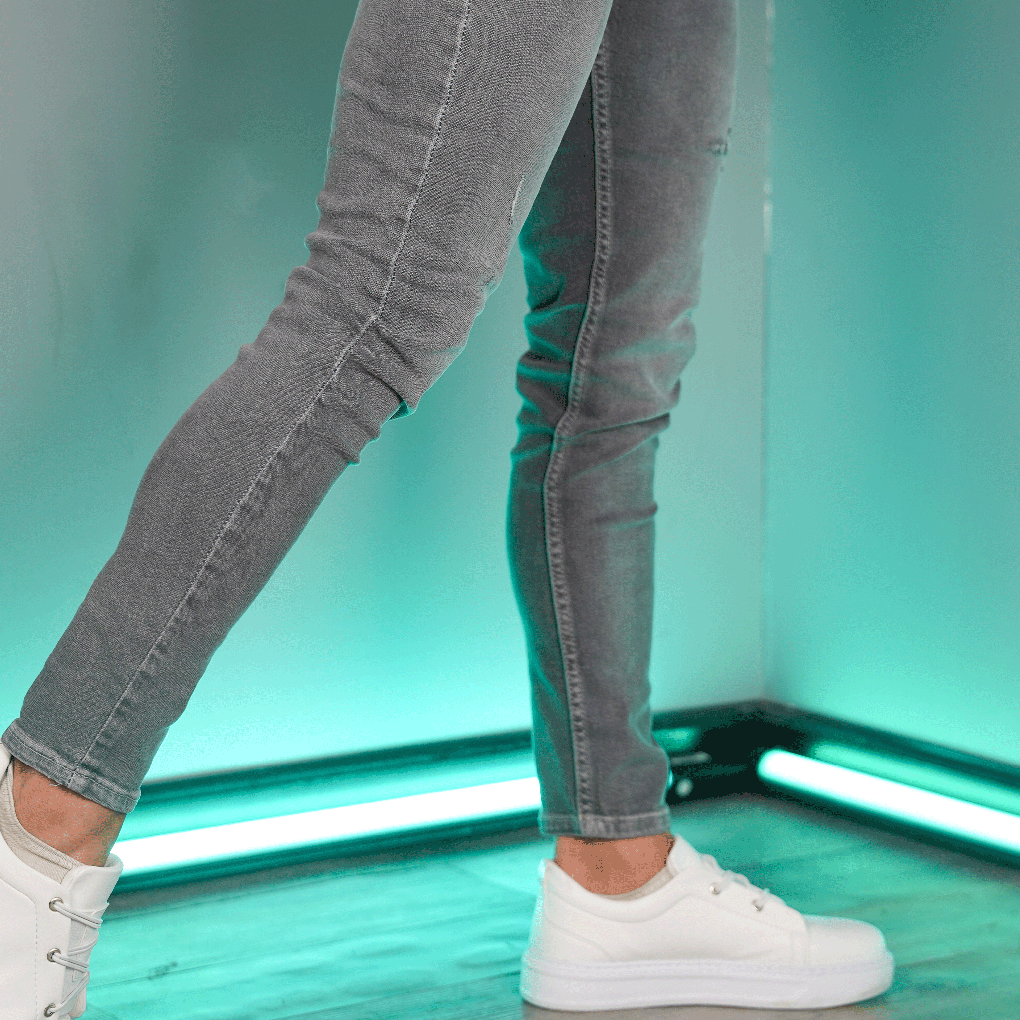 Distressed Jeans #RJ001