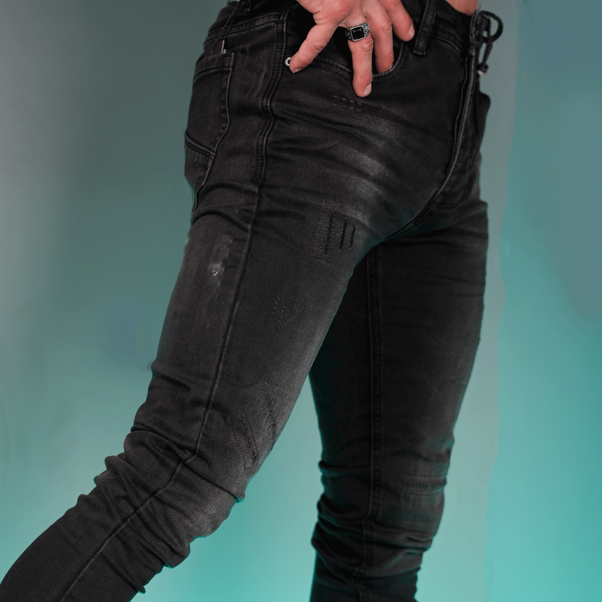 Distressed Jeans #CR008