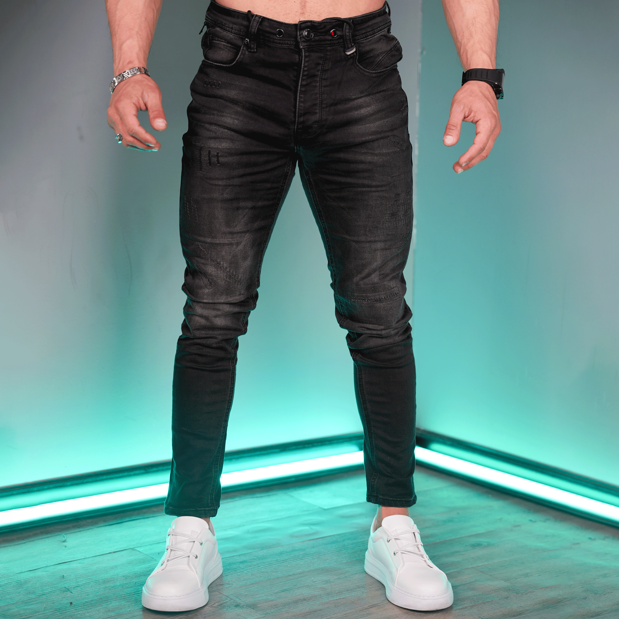 Distressed Jeans #CR008